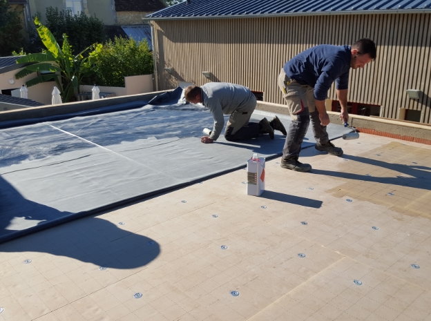 bâche EPDM : membrane étanche pour basssin - épaisseur 1.2mm