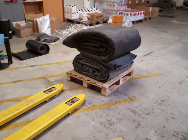 Feutre géotextile 500gr/m2 pour pose de bâches EPDM.